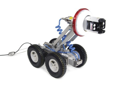 Робот FW 150 с камерой SR 100, электроподъемником, дополнительным светом и пневмоколёсами Робот FW 150 с камерой SR 100, электроподъемником, дополнительным светом и пневмоколёсами